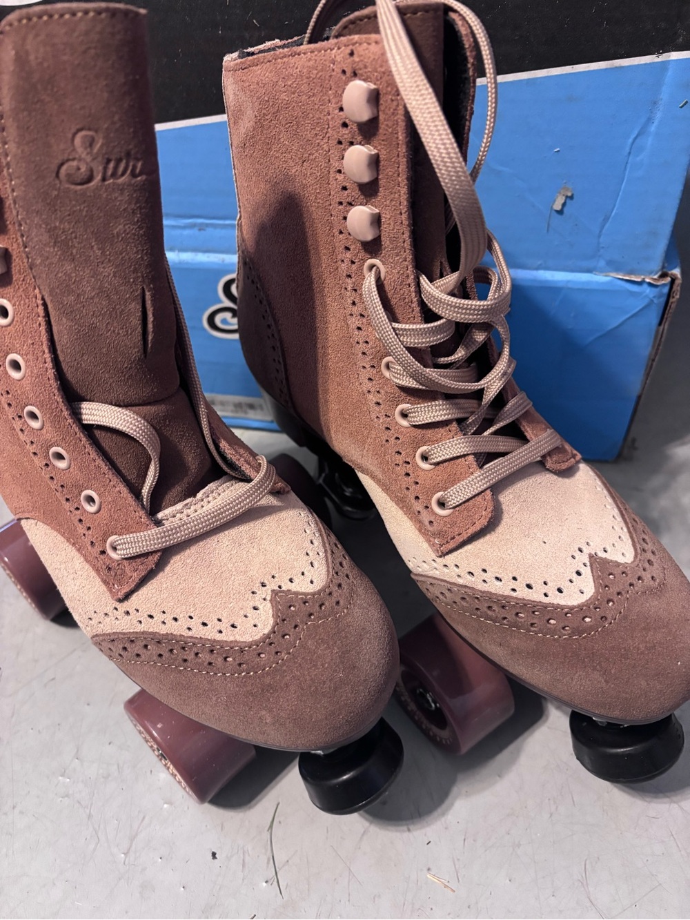 Suregrip Oxford tiptop roller skates